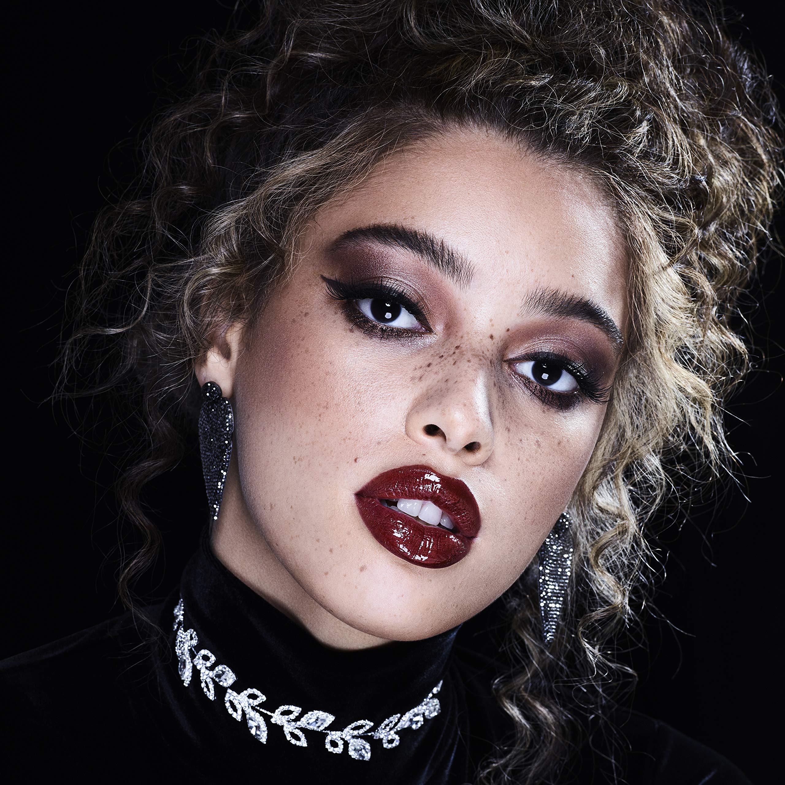 Haus Laboratories By Lady Gaga: GLAM ROOM PALETTE NO. 1: FAME | 10-Shade Eyeshadow Palette, Blendable & Buildable Eye Makeup with Pigmented Matte, Metallic, Shimmer, and Sparkle Finishes