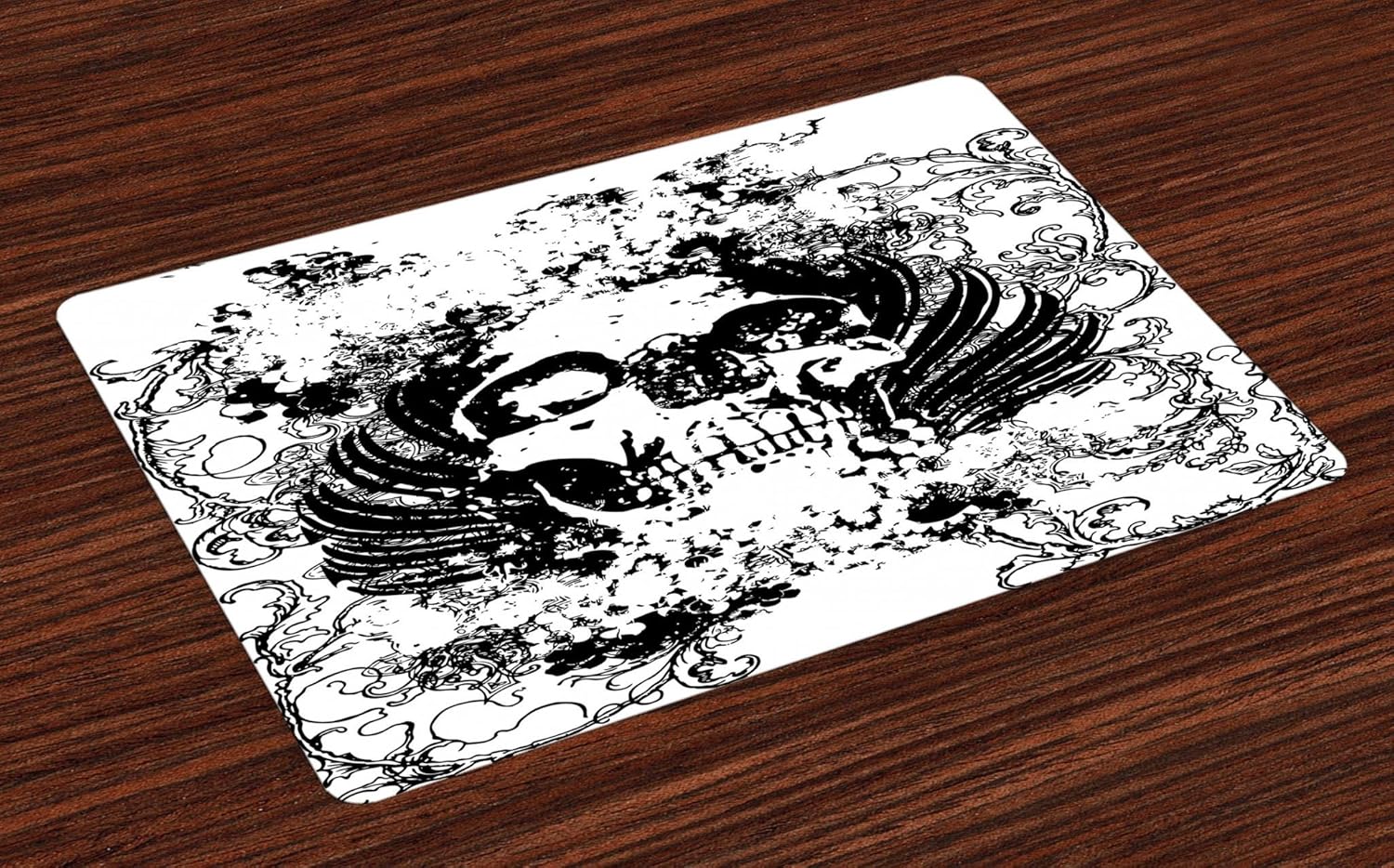 Amazon Com Ambesonne Gothic Place Mats Set Of 4 Scary Skull In Grunge Sketch Dead Themed Dark Horror Evil Illustration Image Washable Fabric Placemats For Dining Room Kitchen Table Decor Black And White