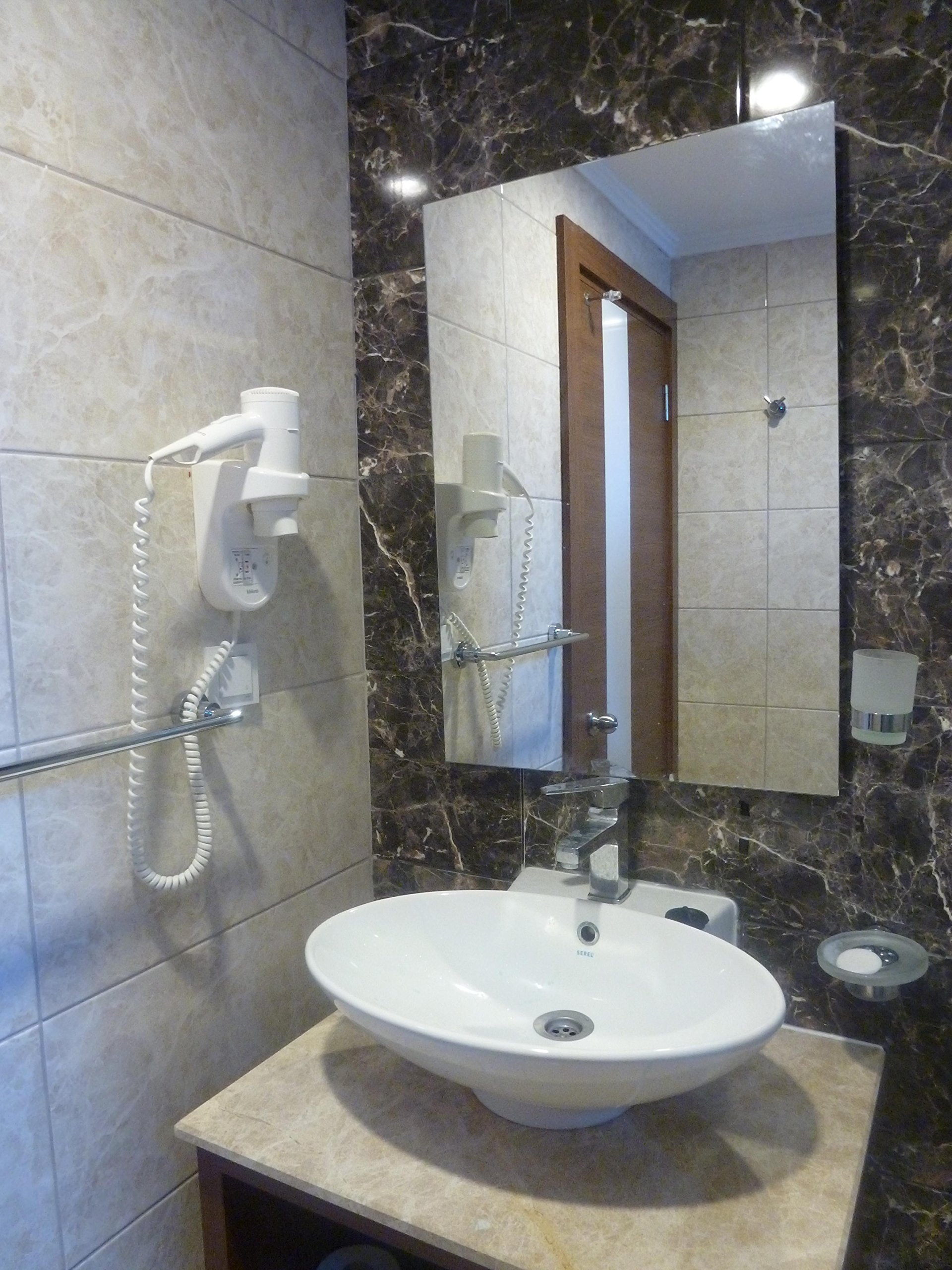 Sign Materials Direct 5mm Silver Mirror Acrylic Perspex Sheet 9 SIZES TO CHOOSE (420mm x 297mm / A3)