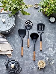 STAUB Rice Spoon, Perfect for Keeping Rice Fluffy