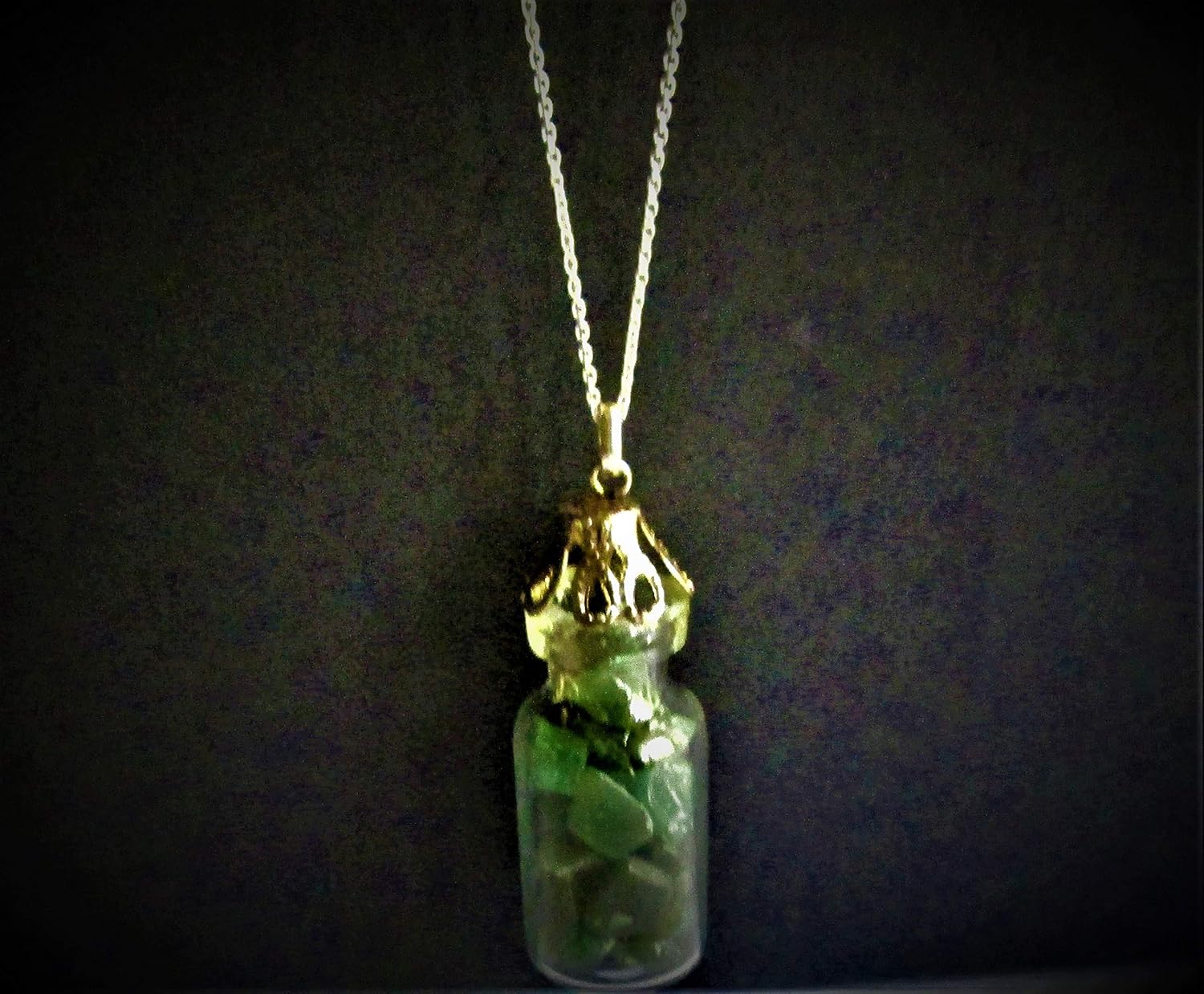 Green Avnturine Crystal Wish Bottle Pendant Necklace