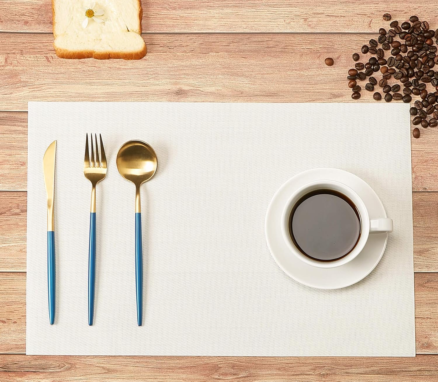 DOLOPL Placemat Placemats Waterproof White Placemats Set of 6 Crossweave Woven Vinyl Laminated Table Mat Easy to Clean Heat Resistant Wipeabl Placemats for Dining Table: Home & Kitchen