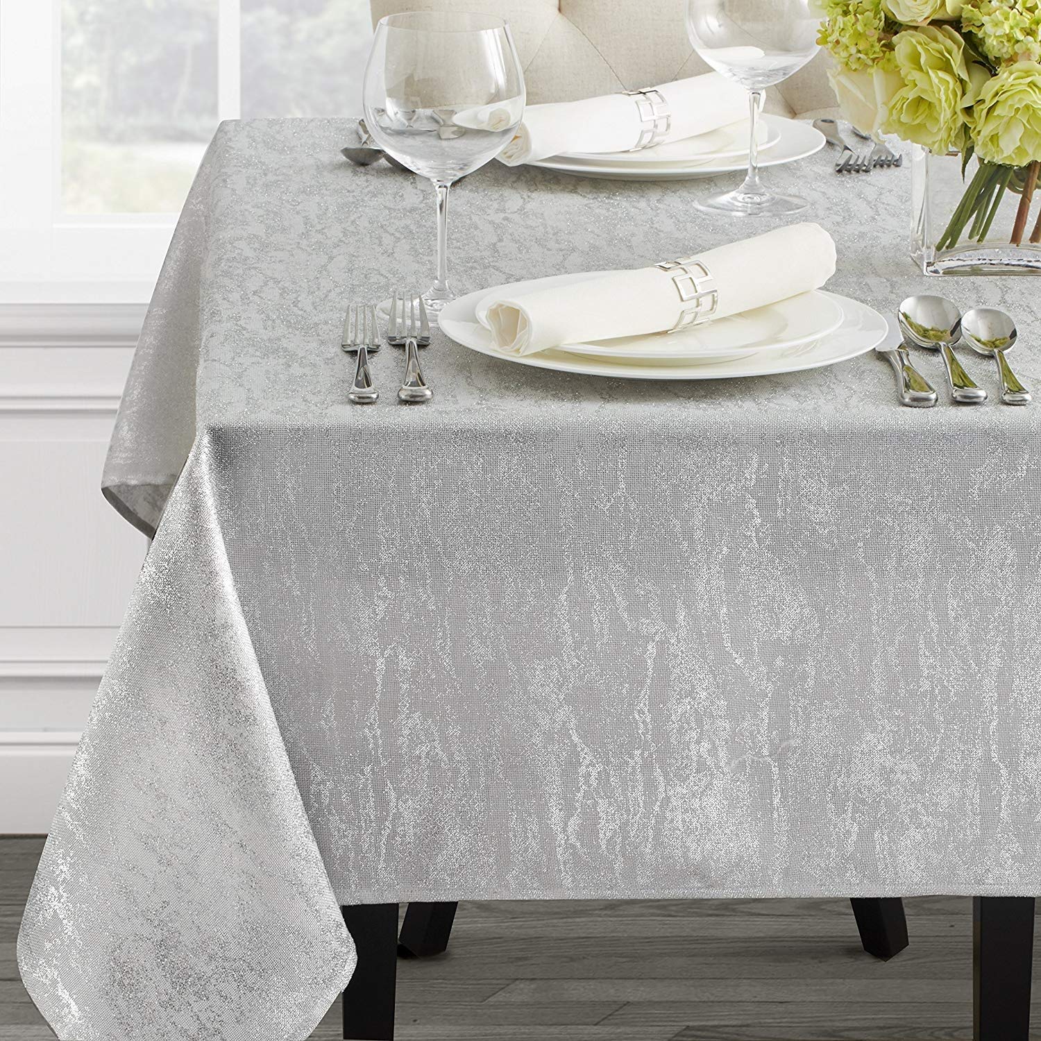 Best holiday table cloth 60 x 104