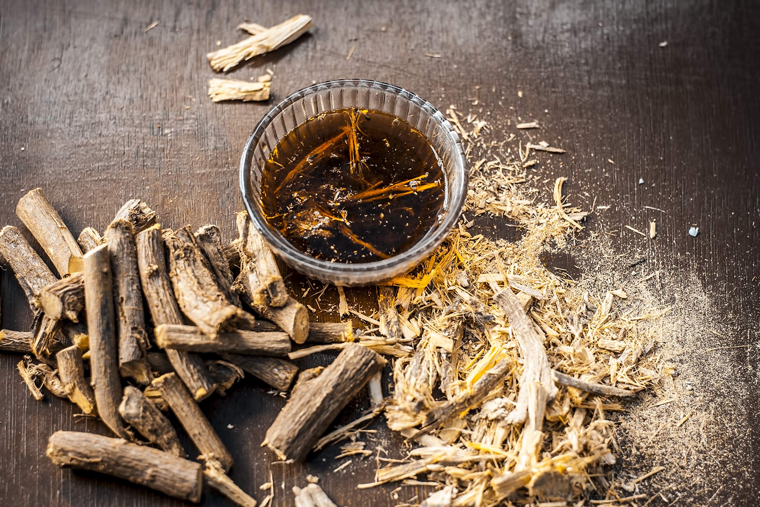 Mua Licorice Root Tea 1LB (16Oz) 100% CERTIFIED Organic Licorice Root Cut and Sifted (Glycyrrhiza glabra), in 1 lbs. Bulk Resealable BPA-free Bags from U.S. Wellness Naturals trên Amazon Mỹ chính hãng