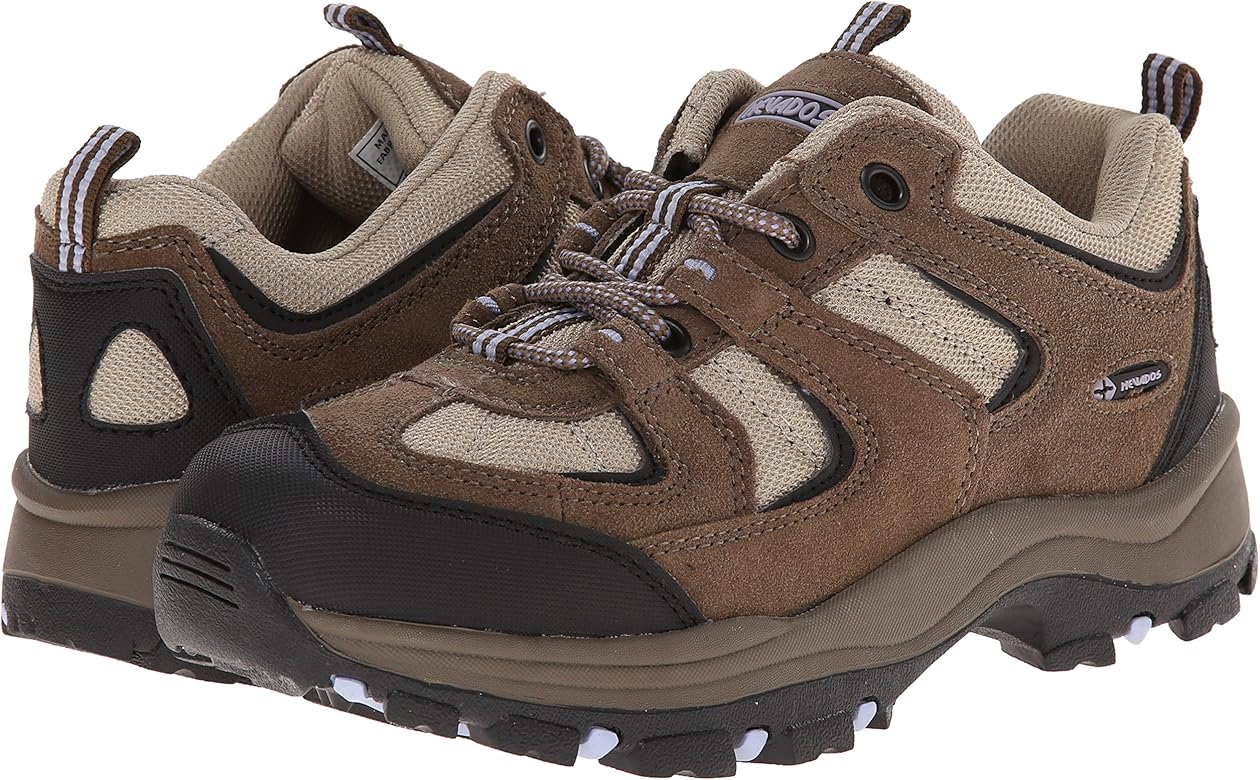 nevados women's hiking boots