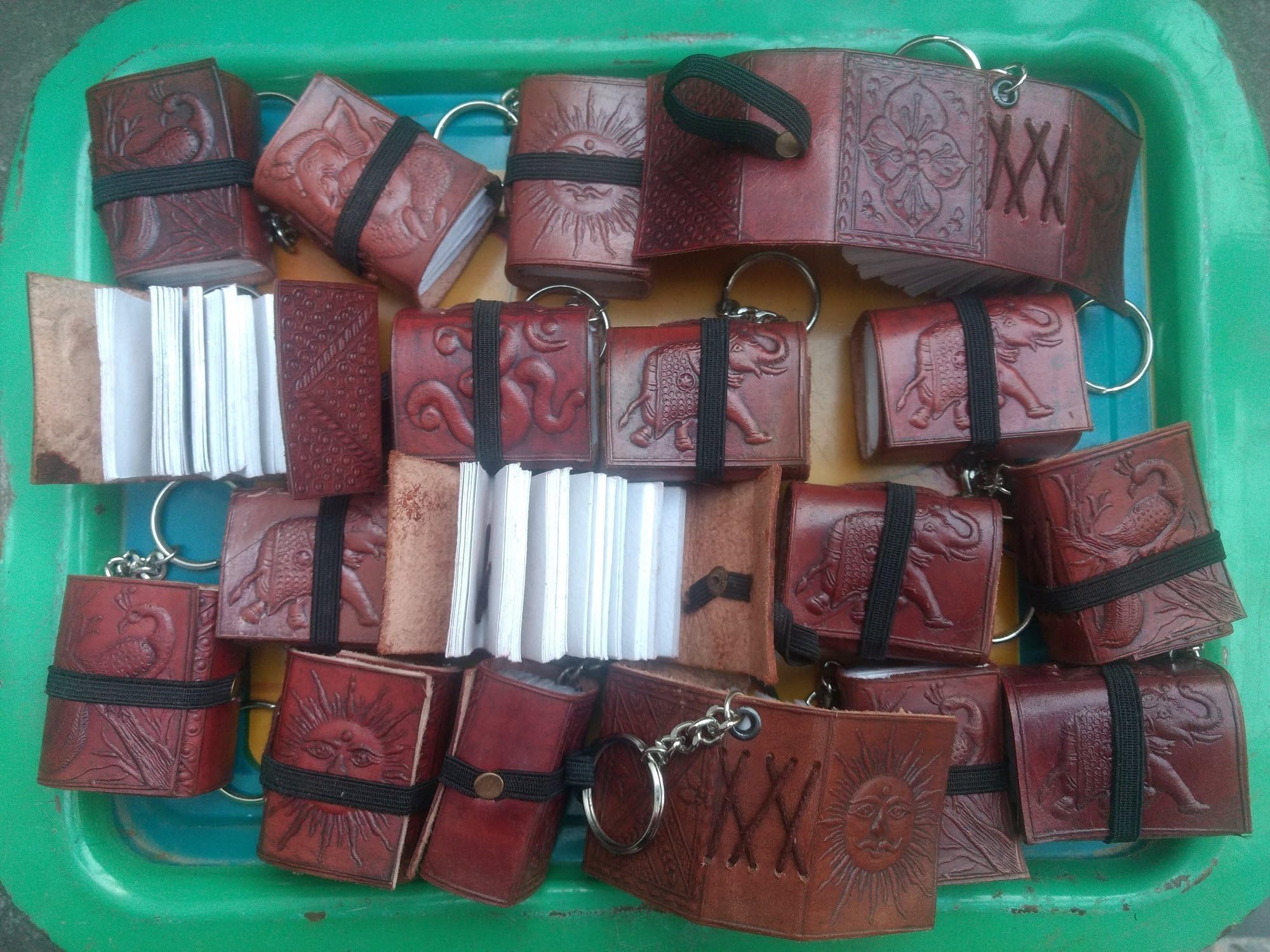 Handmade Key-chain, Embossed Vintage Genuine Leather Diary Key-chain Novelty Gift Idea Brown Book Key-chain Mini Diary with Key-chain Journal Gift - Mixed
