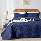 WURUIBO Twin Quilt Set Navy Blue, Microfiber Lightweight Bedspreads, Ultrasonic Embossed Solid Coverlet, Thin Bedding Set for All Season, Soft Breathable Bed Cover(1 Quilt, 1 Pillow Sham)