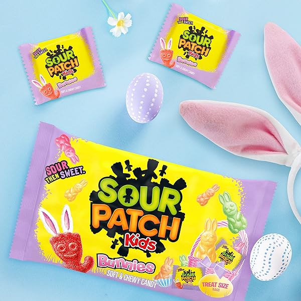 SOUR PATCH KIDS BUNNIES SOFT & CHEWY EASTER CANDY, 18 SNACK PACKS
