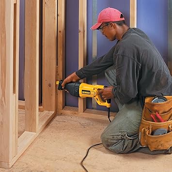 DEWALT DW311K Reciprocating Saws product image 3