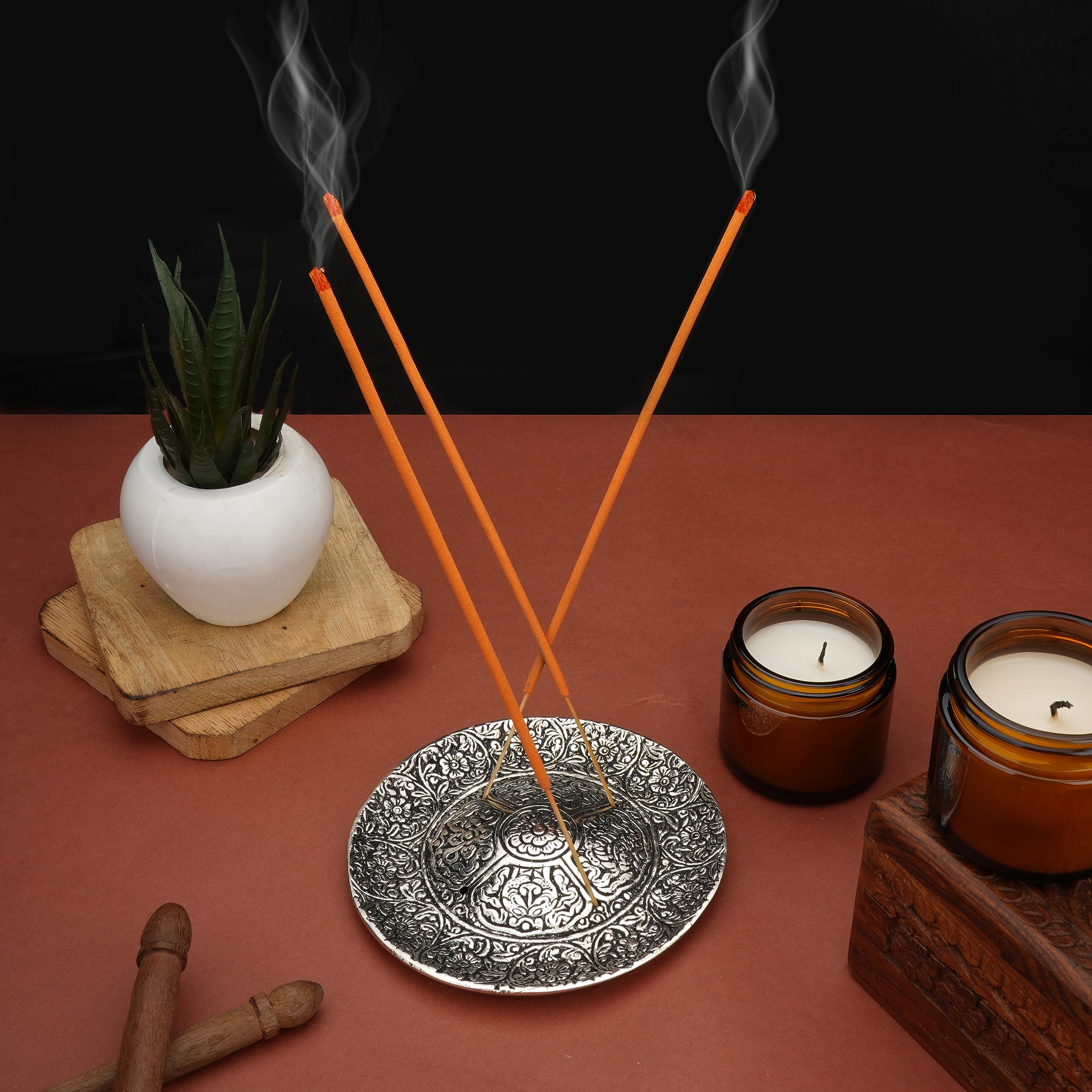 Ajuny Aluminum Round Incense Stick Holder Burner with Ash Catcher, Tibetan Flower Design Silver Incense Holder for Sticks, Meditation Yoga Spiritual Home Decor Gift, 11cm