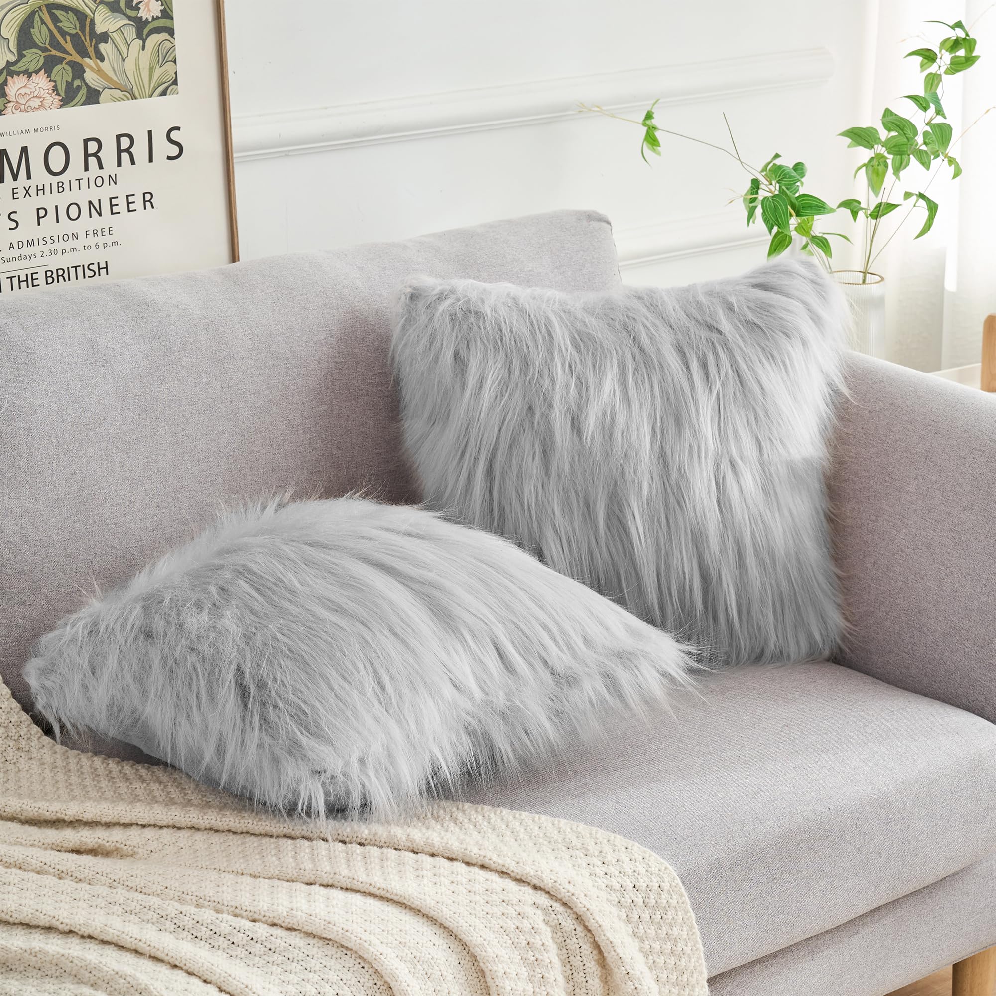 Uxcell Shaggy Cushions Pack of 2 Faux Fluffy Throw Pillow Covers for Sofa Bedroom Sofa Home Decor Light Grey 45 x 45 cm