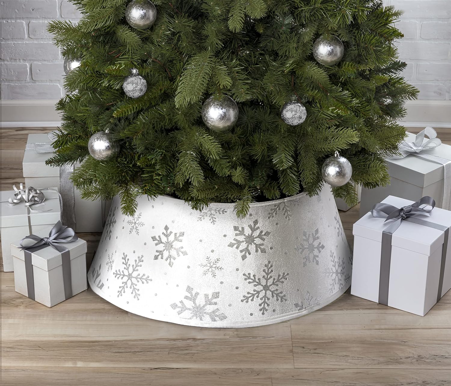 Tree Stands - New Traditions - Christmas Tree Collar Stand Band - White Velvet Snowflake