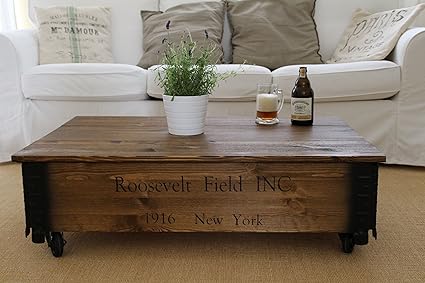 Uncle Joe´s Couchtisch Roosevelt Truhentisch Truhe im Vintage Shabby chic Style aus Massiv-Holz in braun mit Stauraum und Dec