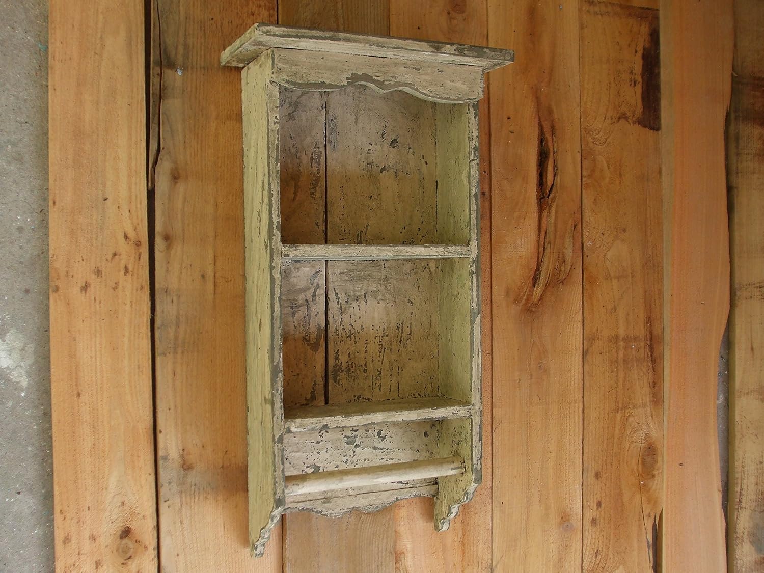 Amazon Com Distressed White Towel Bar Towel Rack Cream Shabby