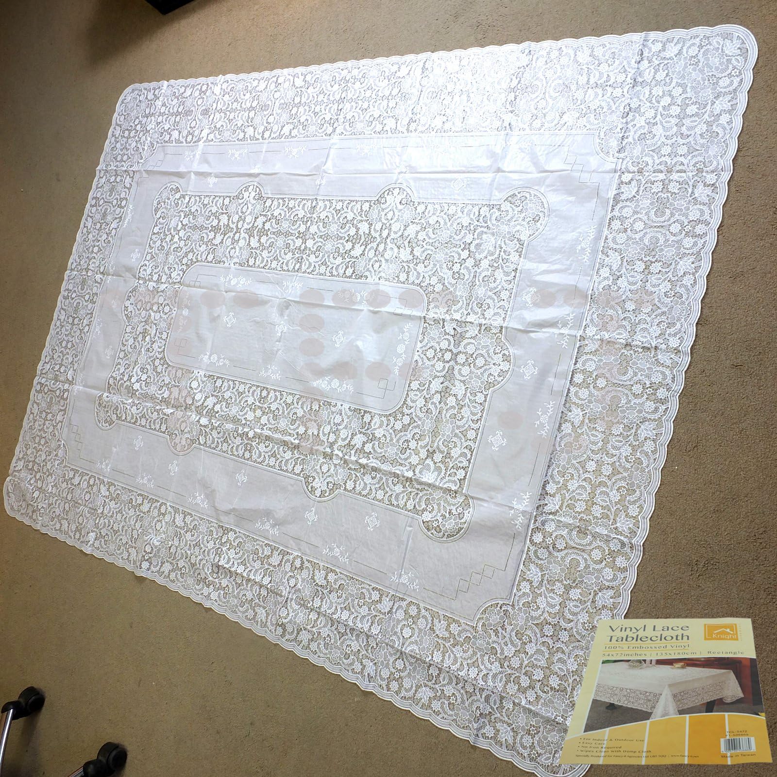 Vinyl Tablecloth - No Iron Required -Different Shape And Size (135 X 180 CM RECTANGLE, Lace)