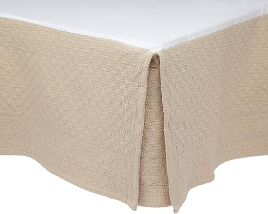Amazon.com: King Charles Matelasse Queen Bedskirt, Birch ...