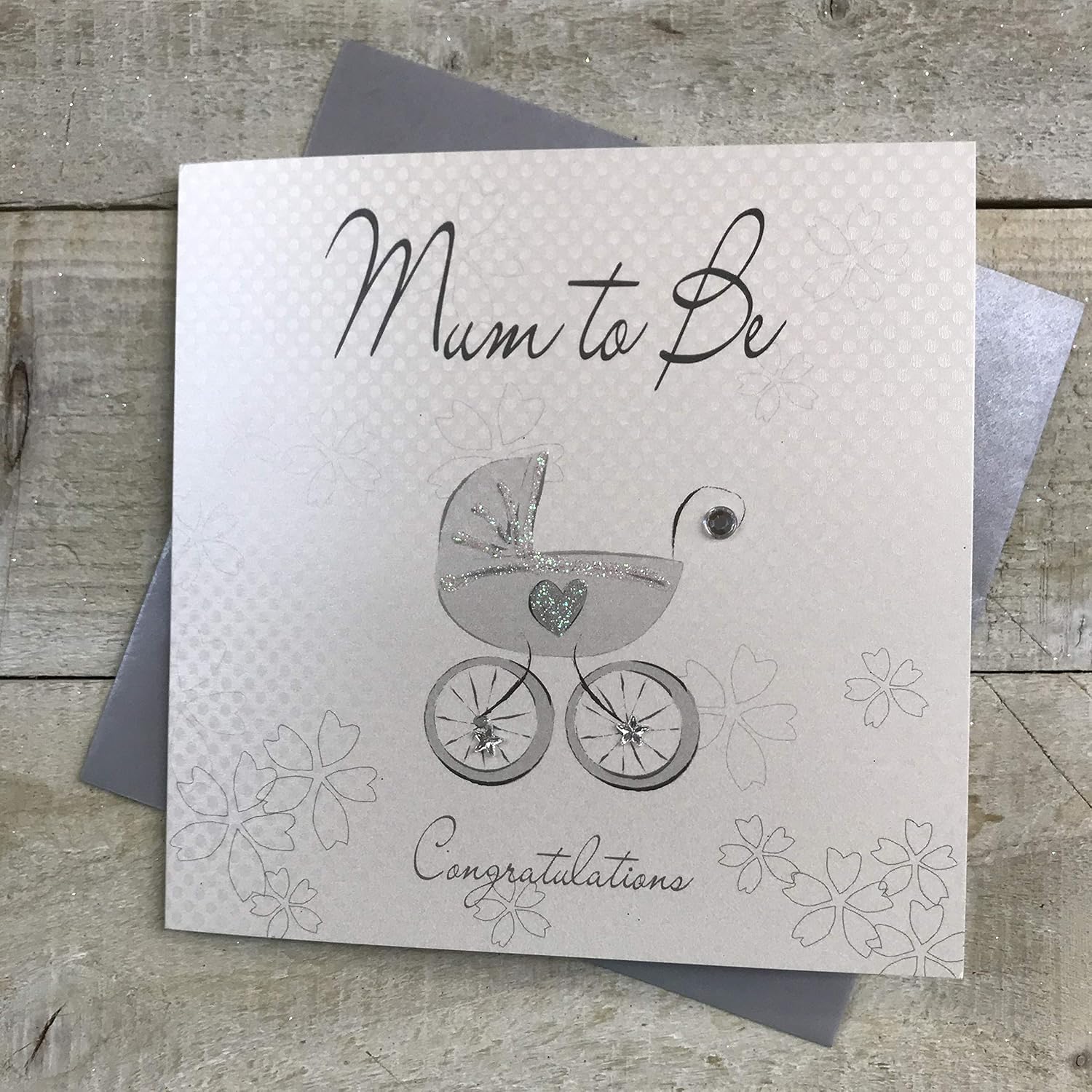 White Cotton Cards Wb100 Biglietto Di Auguri Per Futura Mamma Motivo Passeggino Scritta Mum To Be Colore Bianco Amazon It Casa E Cucina