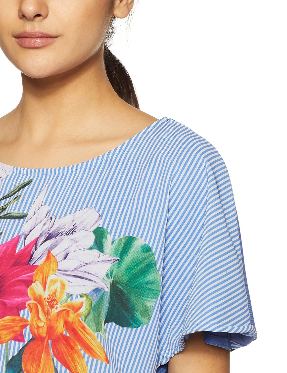 dj&c by fbb women's floral regular fit t-shirt