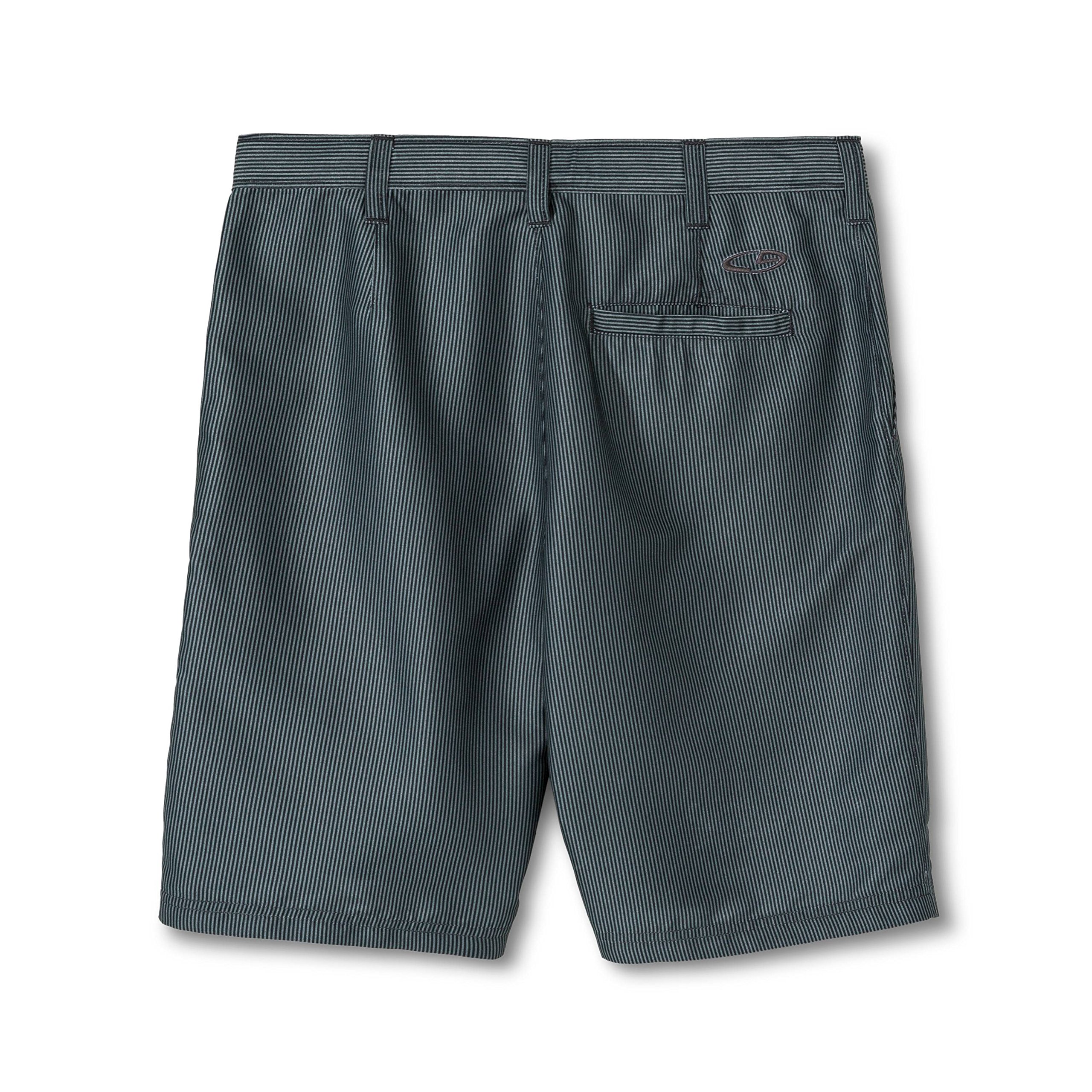 C9 Champion Boy's Junior Golf Shorts (XL (W 32), Tiny Stripe Grey) on