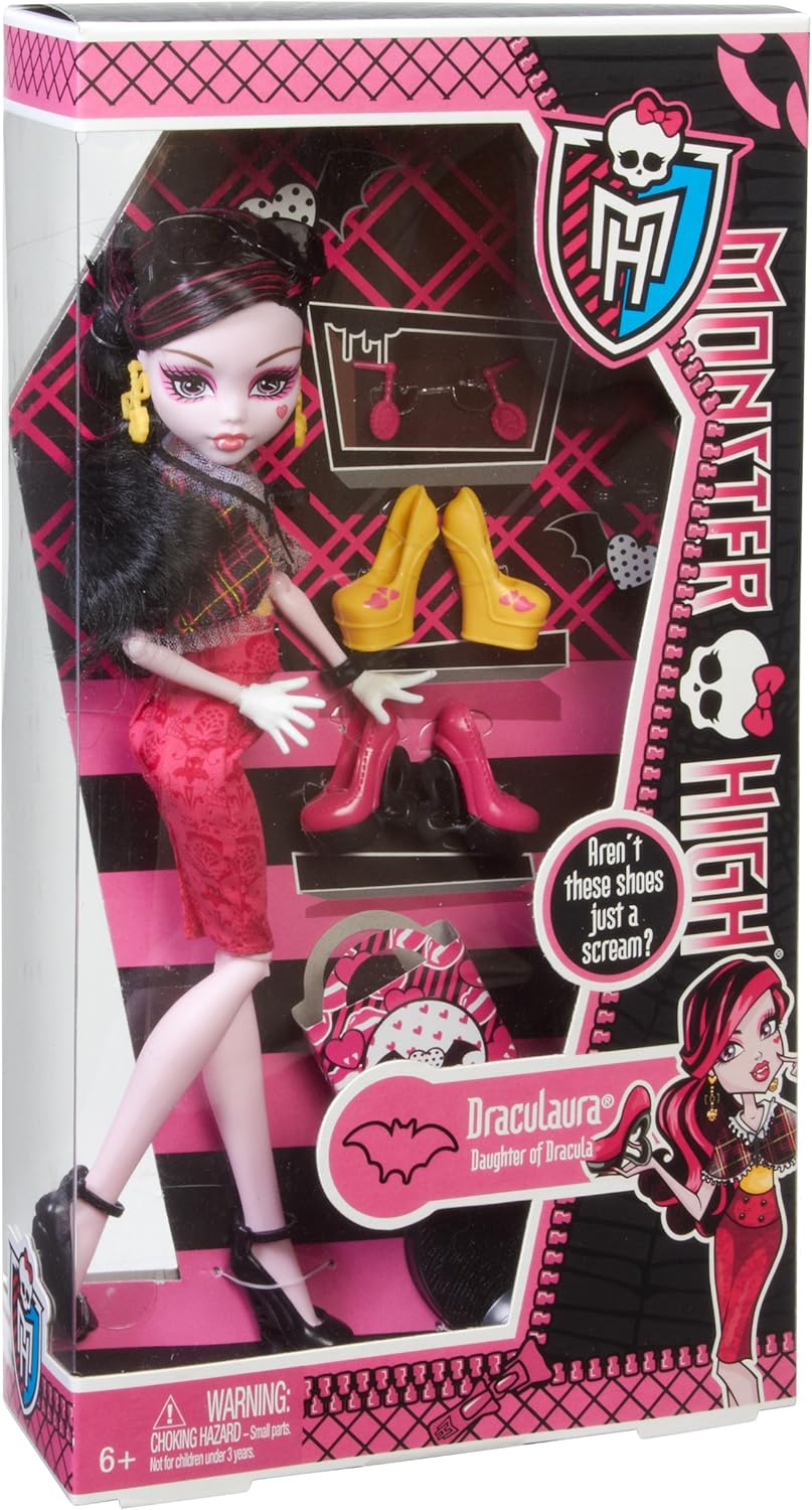 draculaura i love shoes