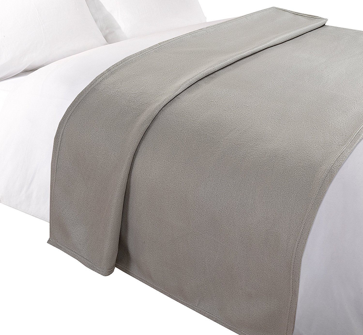 Dreamscene Silver Grey Throw for Sofa, Super Soft Warm Cosy Plain Fleece Throw Blanket for Bed Lightweight Fluffy Single Bedspread Polar Fleece Blankets, 120 x 150cm