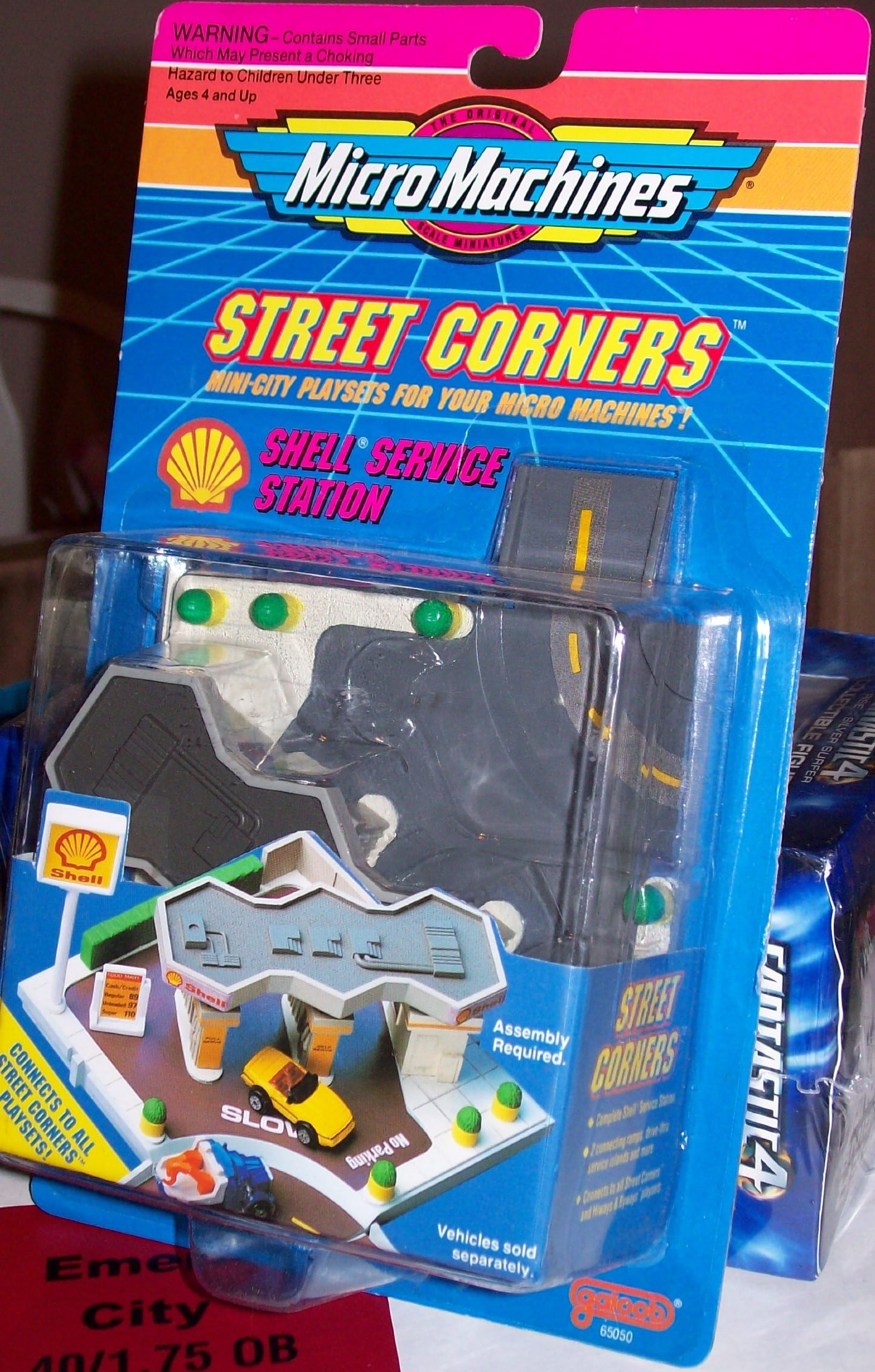 Micro Machines STREET CORNERS SHELL SERVICE STATION PLAYSET