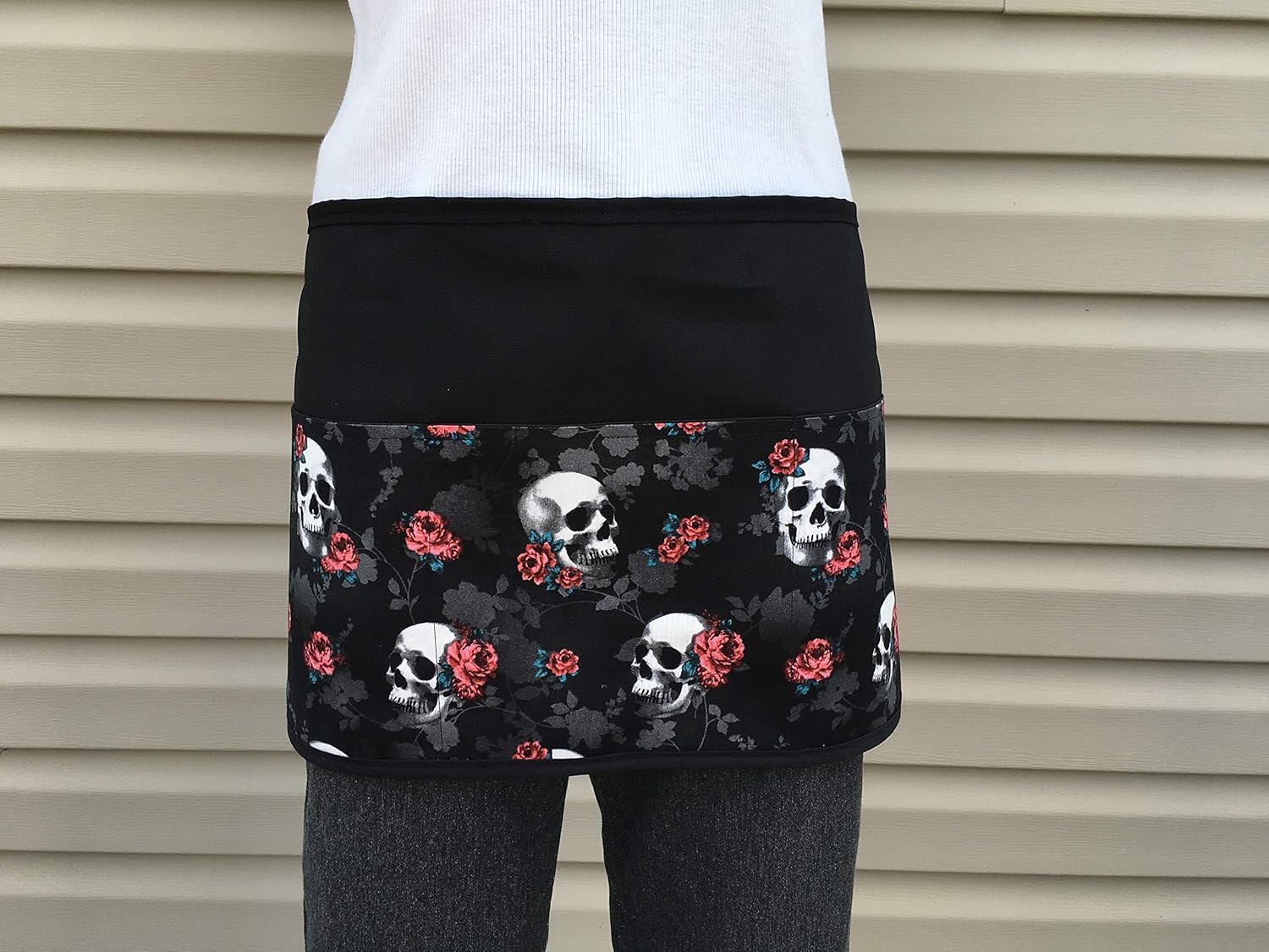 Waitress waiter Server, skull print, Apron Check out 300