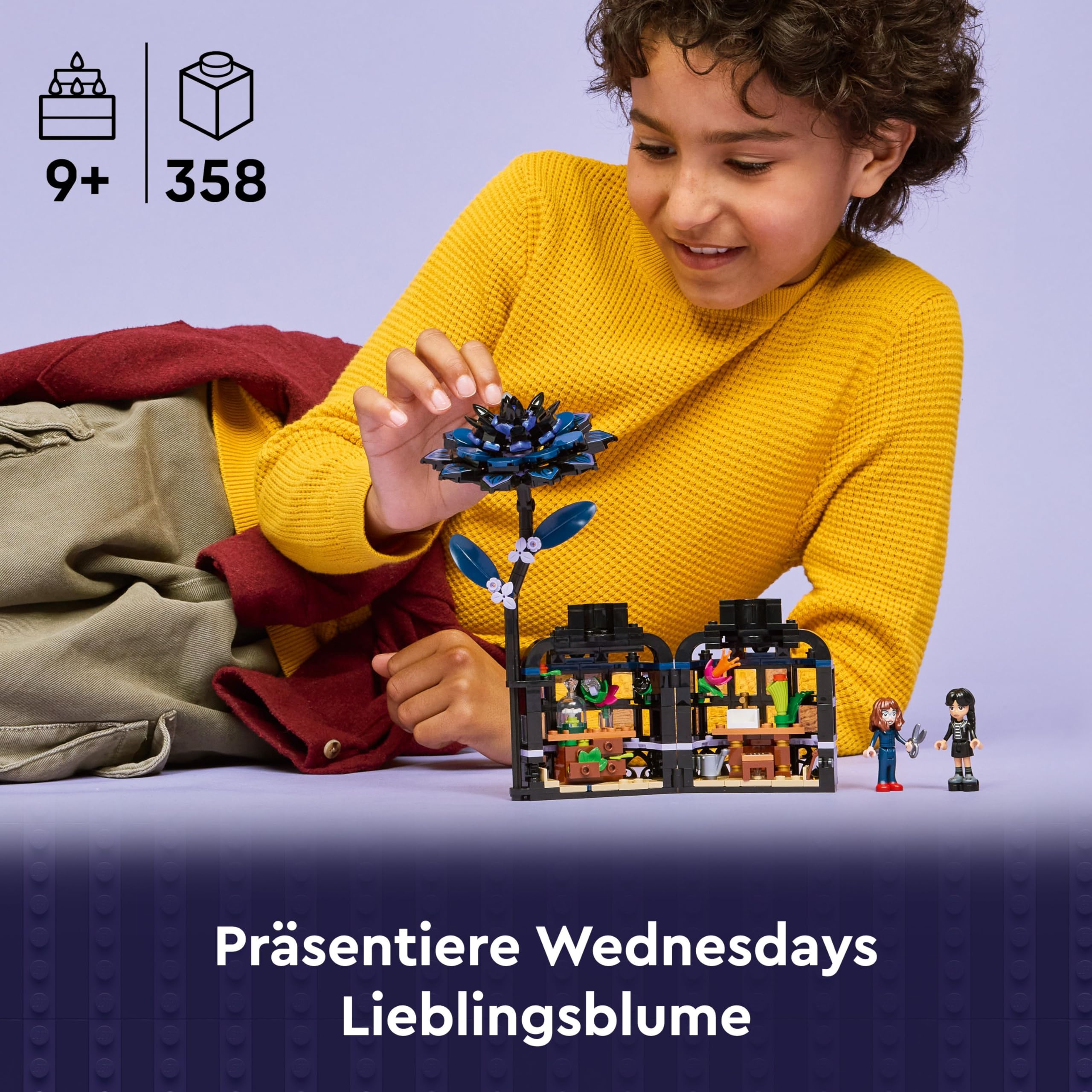 LEGO Wednesday Schwarze Dahlie Spielzeug - Spielset zum Bauen und Ausstellen mit 2 Minifiguren & Zubehör - Modellbau - Kinder Geschenk für Mädchen, Jungen & Fans der TV-Serie ab 9 Jahren - 76784 2