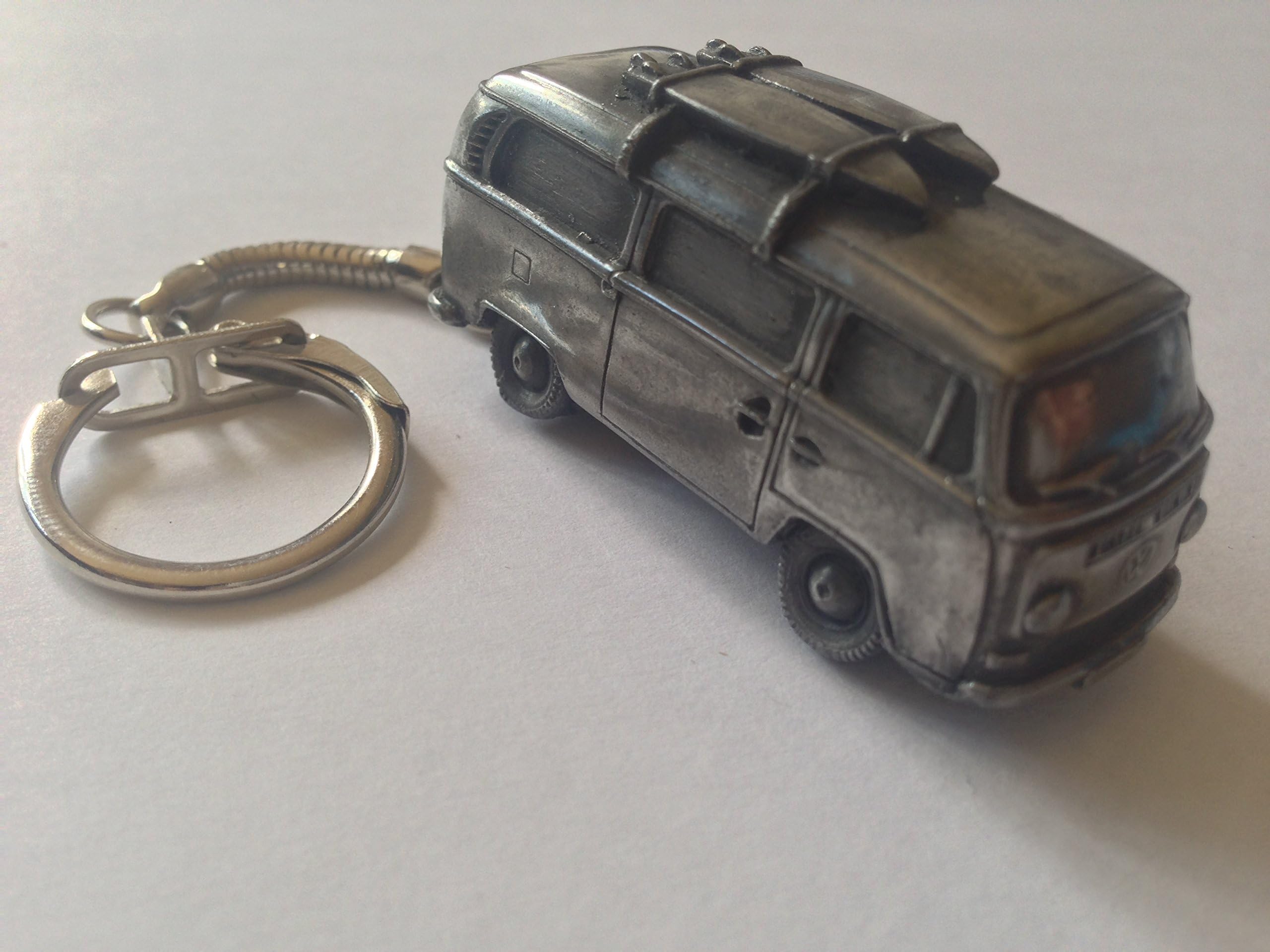 VW Type 2 Van With Surf Boards on Roof 3D snake keyring FULL CAR ref296