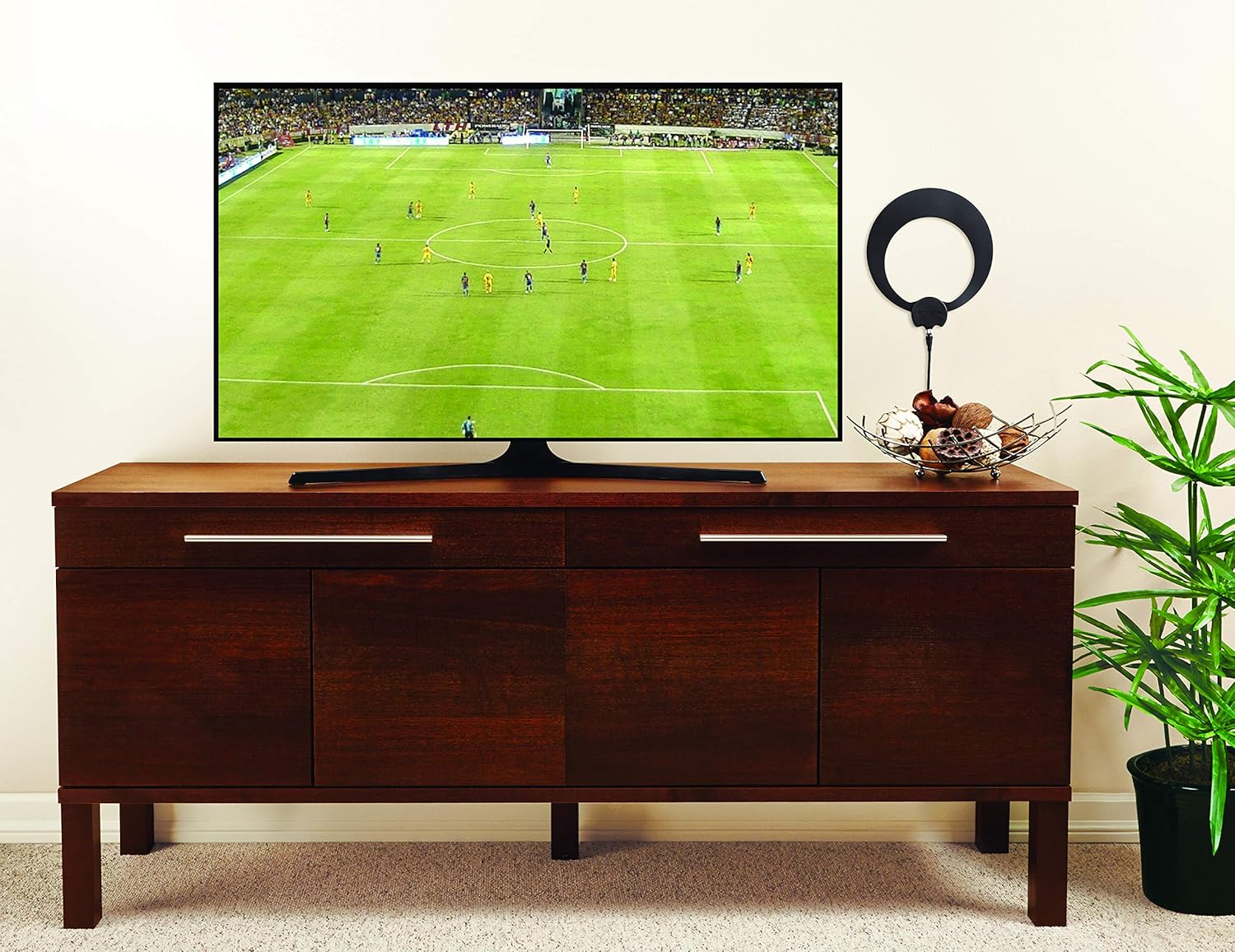 Best Clearstream Antenna Reviews | Perfect for both urban and suburban areas