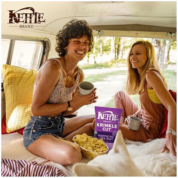 KETTLE BRAND POTATO CHIPS, KRINKLE CUT, TRUFFLE OIL & SEA SALT KETTLE CHIPS, 7.5 OZ