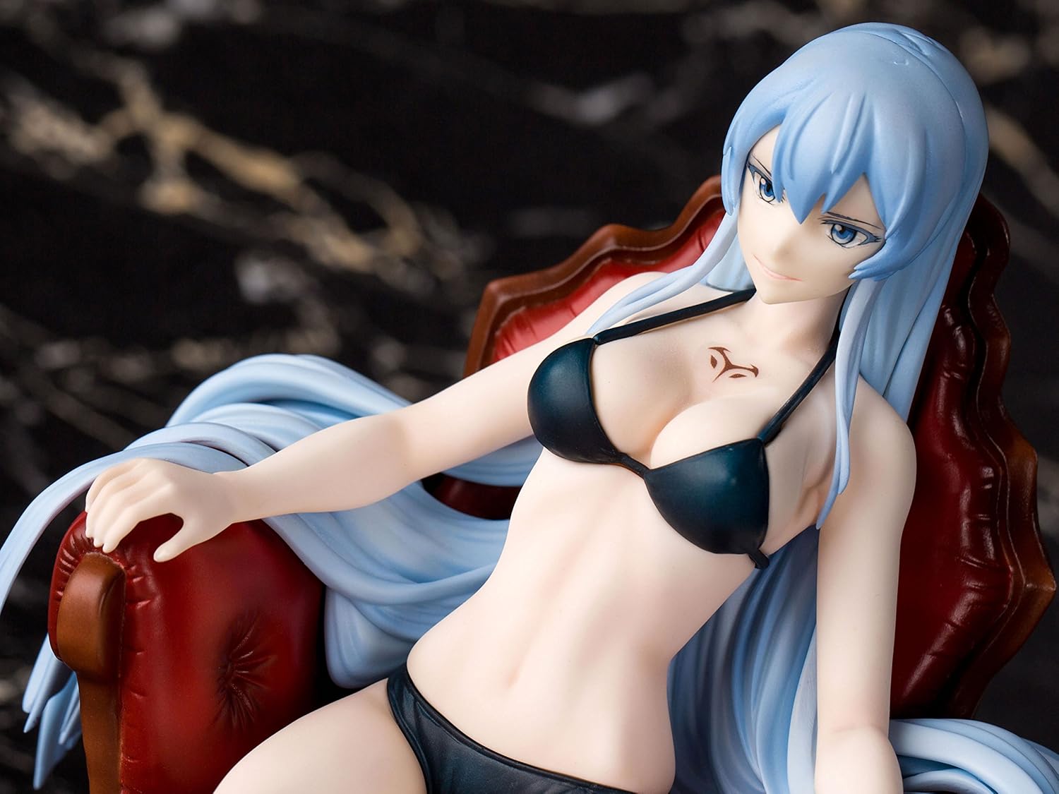 Amazon アカメが斬る エスデス 1 9スケール レジンキャスト製 塗装済み完成品 フィギュア ドール 通販