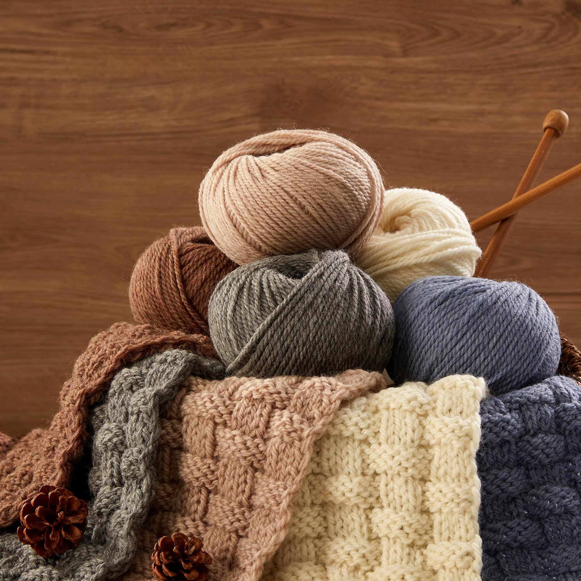100% Merino Wool Yarn, 3-Ply Luxurious and Soft Yarn for Hand Knitting & Crocheting (Beige, 1Ball)