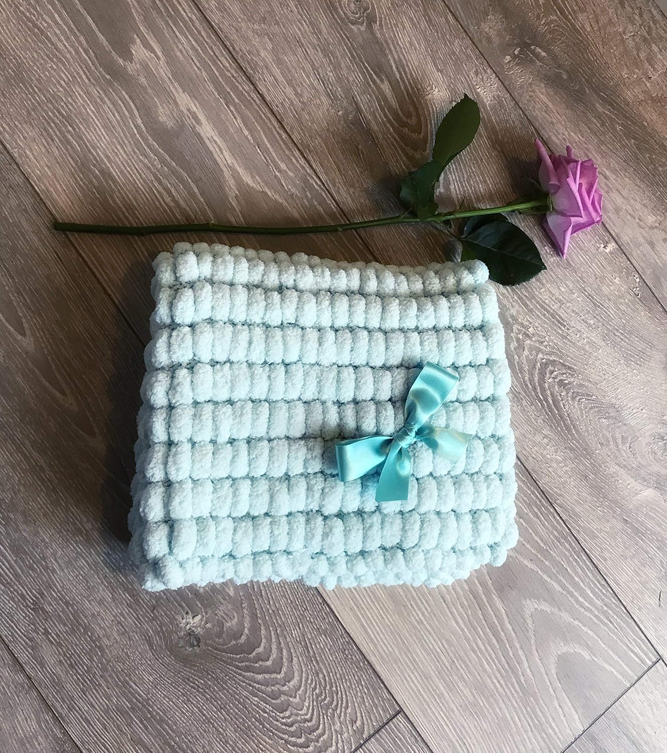 pom pom moses basket