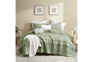 B2EVER Boho Sage Green Quilt California Cal King Size Bedding Sets with Pillow Sham, Oversized Lightweight Soft Bedspread Coverlet, Quilted Blanket Bed Cover for All Season, 3 Pieces, 118x106 inches
