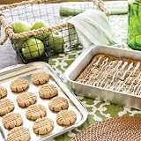 Nordic Ware Natural Aluminium Commercial Classic Covered Cake Pan view 2