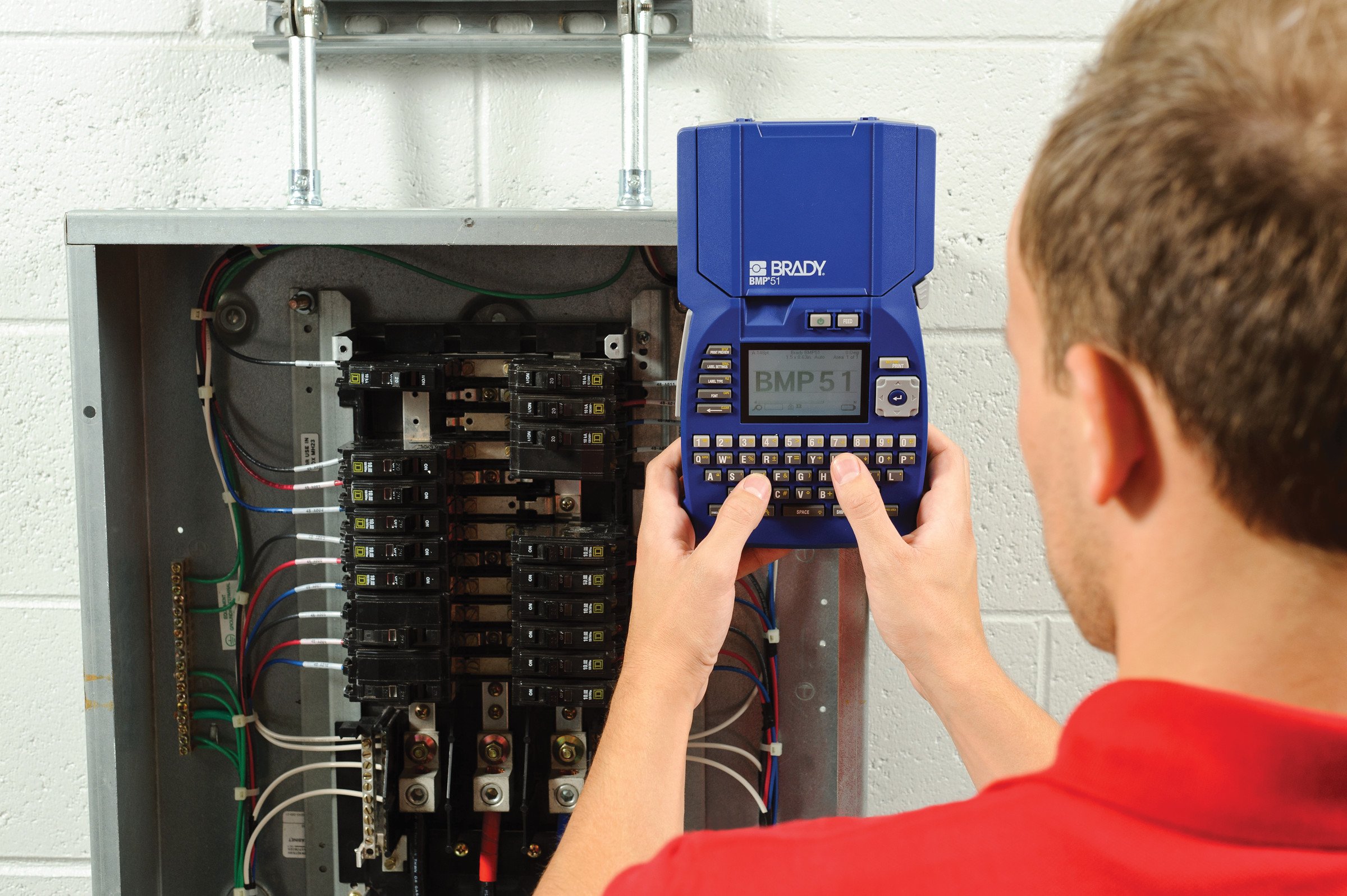 Brady BMP51 - Printer with Rechargeable Li-Ion Battery Pack and AC Adaptor/Battery Charger