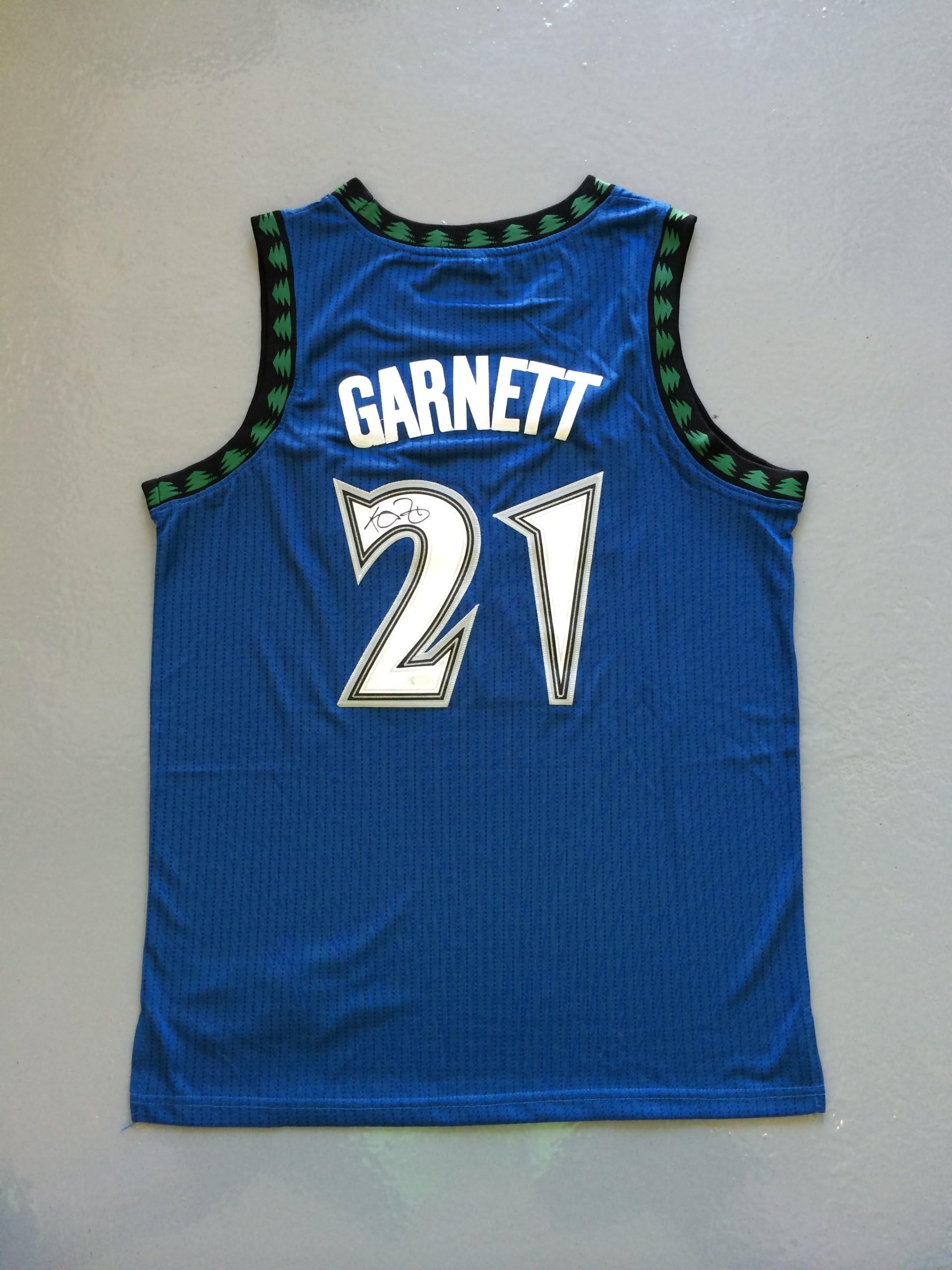 Kevin Garnett Signed Minnesota Timberwolves Jersey STEINER