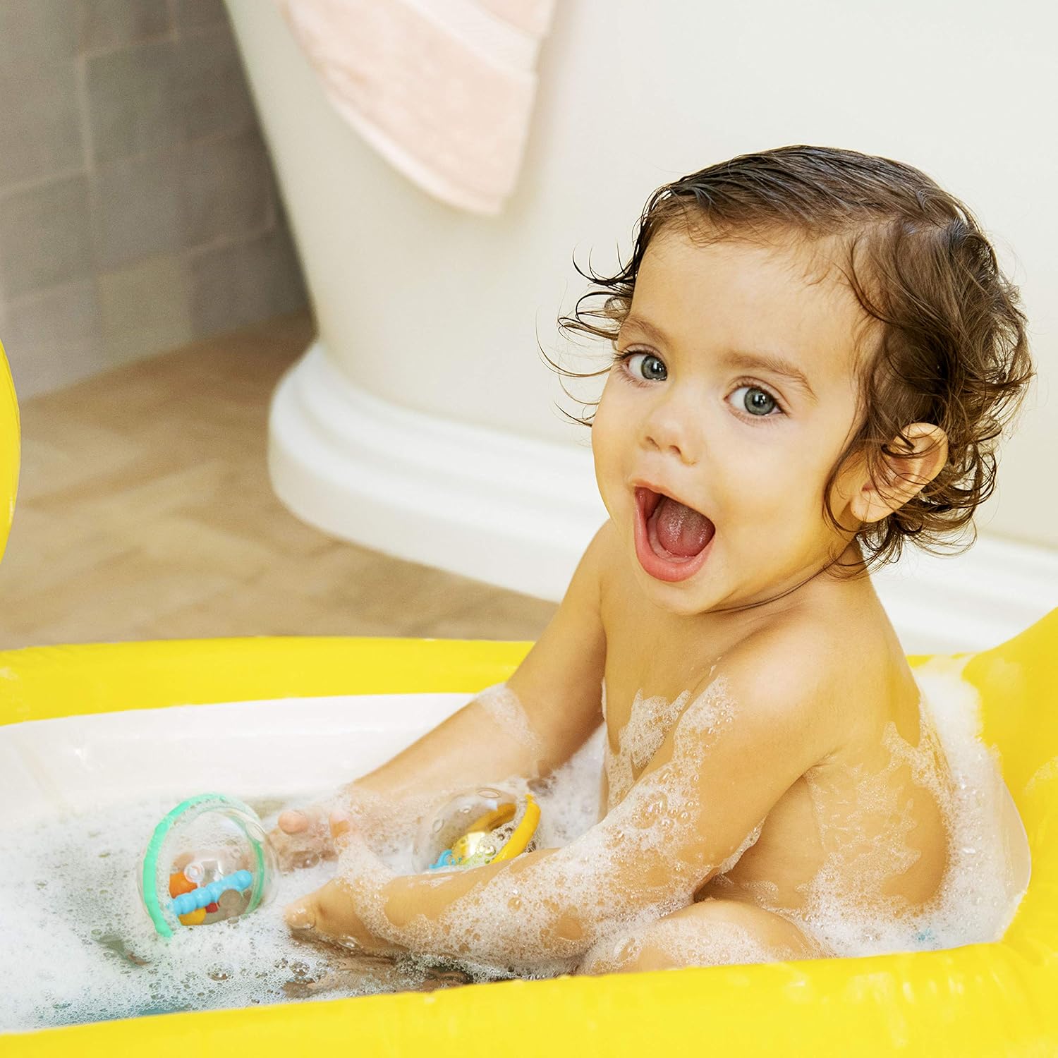 Munchkin Float and Play Bubbles Bath Toy, 4 Count : Baby
