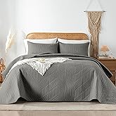 Davulos King/Cal King Quilt Set in Dark Grey, Soft Reversible Microfiber Bedspread for All-Season Use in Bedroom or Dorm, Lightweight Modern Geometric Coverlet (1 Quilt, 2 Pillow Shams)
