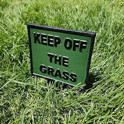 Garden Ornaments Cast Iron Keep Off The Grass Sign Green Black 23cm