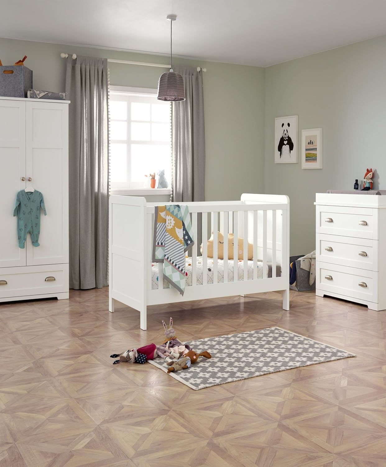 Mamas & Papas Shipley 3 Piece Nursery Furniture Set with Cot Bed and
