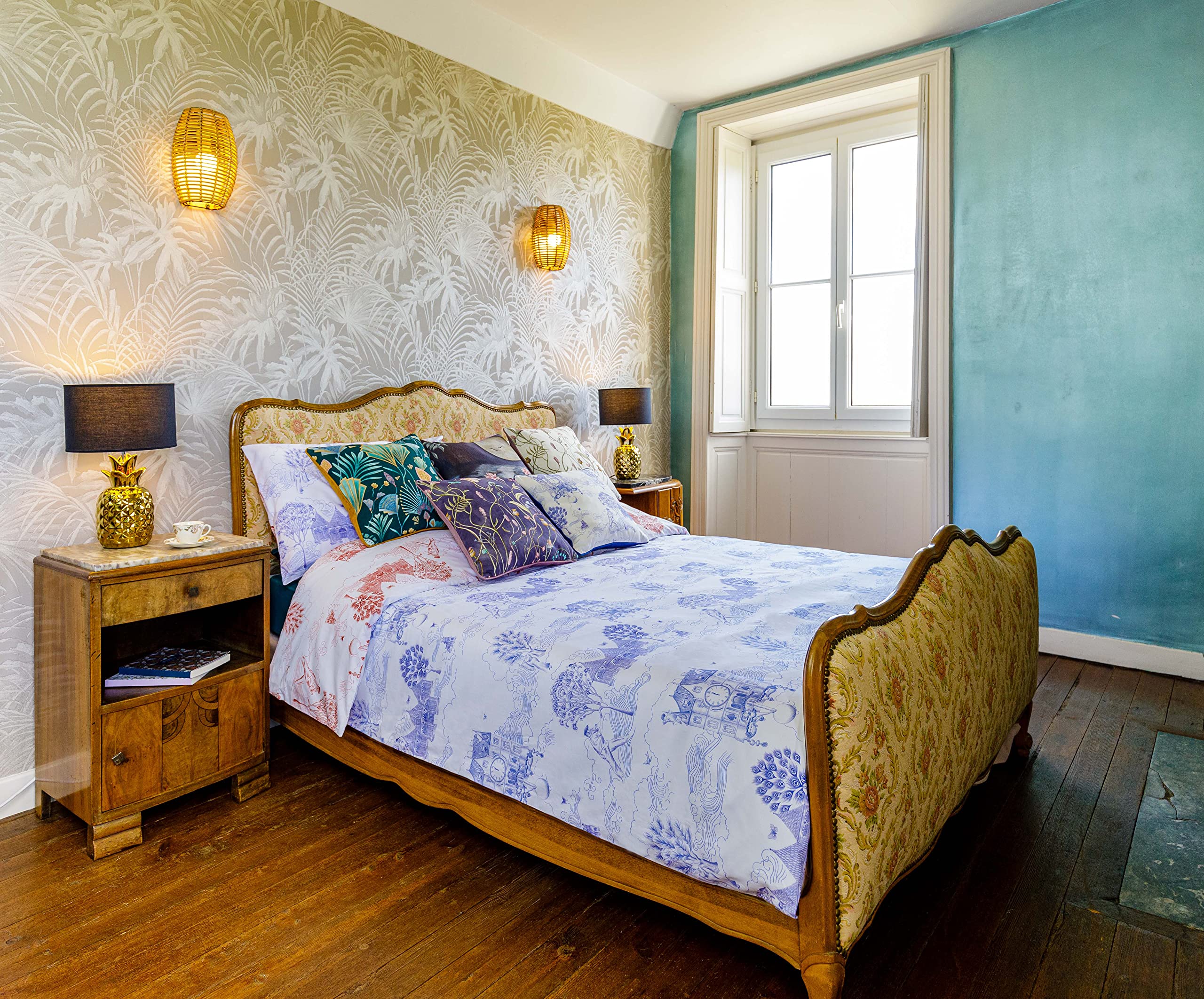 The Chateau Angel Strawbridge TOILE Reversible Red/Blue Bedding Duvet Set - DOUBLE