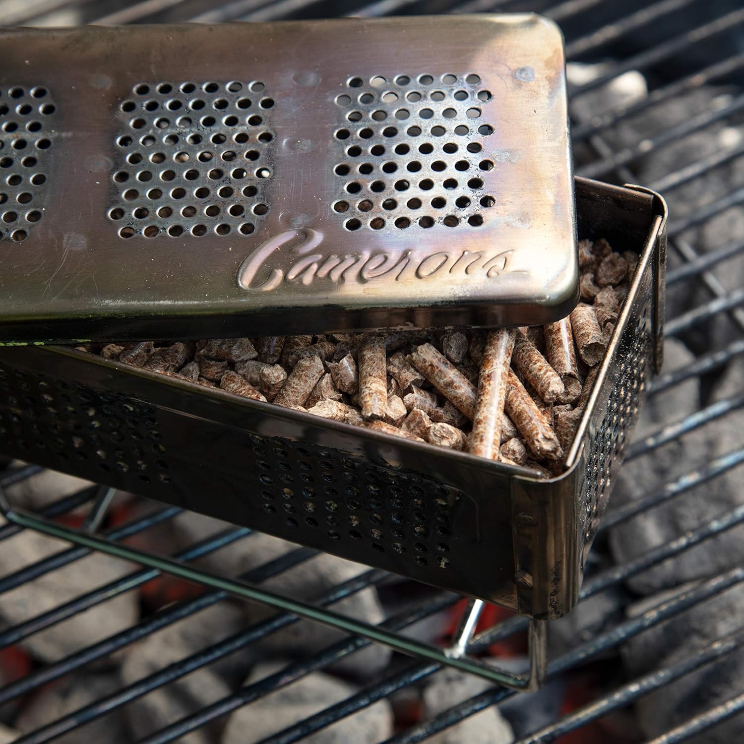 Camerons Pellets for Grilling (Sweet Blend)- Barbecue Wood Smoking Pellets for Smoker Box and BBQ Grills- 100% All-Natural Kiln-Dried Barbeque Fuel, No Fillers- 20 lb Bag : Garden & Outdoor