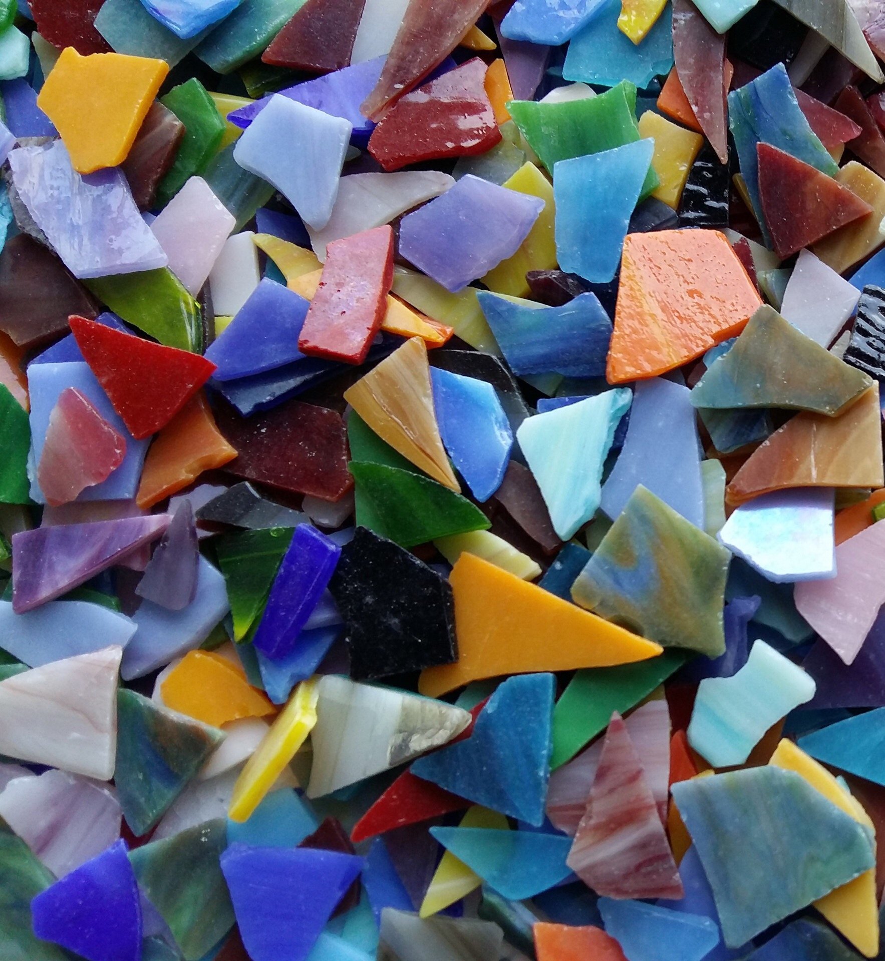 Photo 1 of Lanyani Glass Mosaics Pieces Stained Glass, Assorted Colors and Shapes, 1kg/35 Ounce