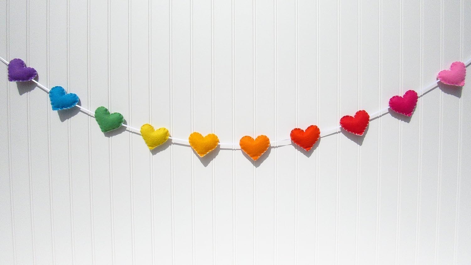 Гирлянда на металлокерамической коронке зачем