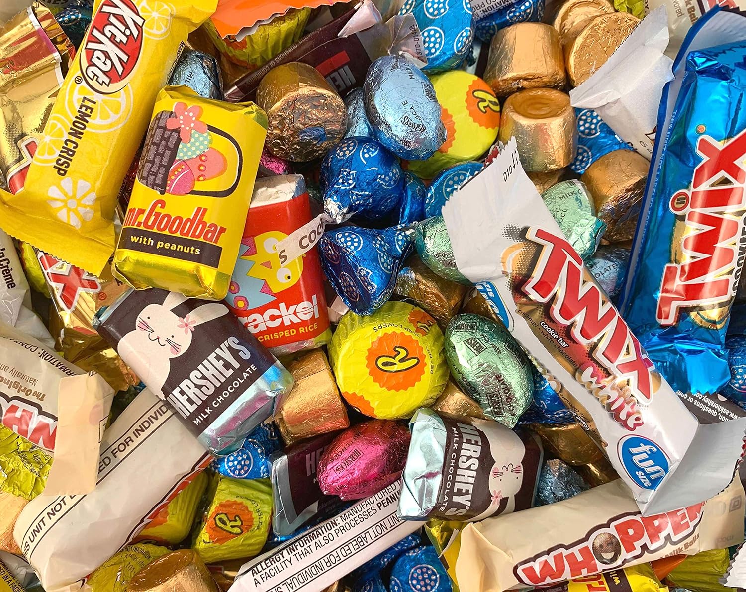 Laeta Food Chocolate Candy Bar HERSHEY'S Eggs, KISSES, ROLO, REESE'S, and More (4 Pound Bag) : Grocery & Gourmet Food