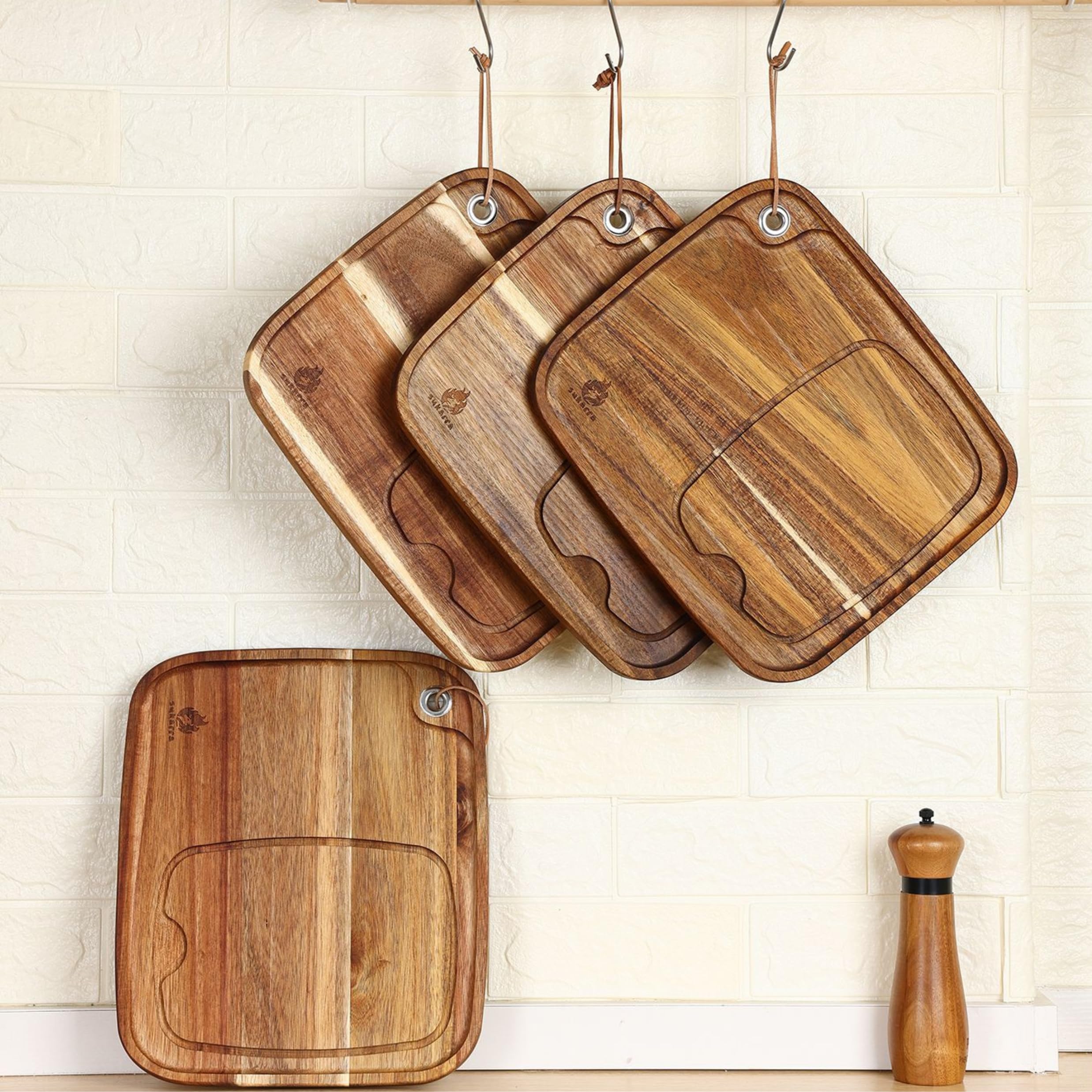 SUKARRA - The Acacia Wood Steak Board and Burger Board - Steak & Burger Serving Set - 13" x 11"