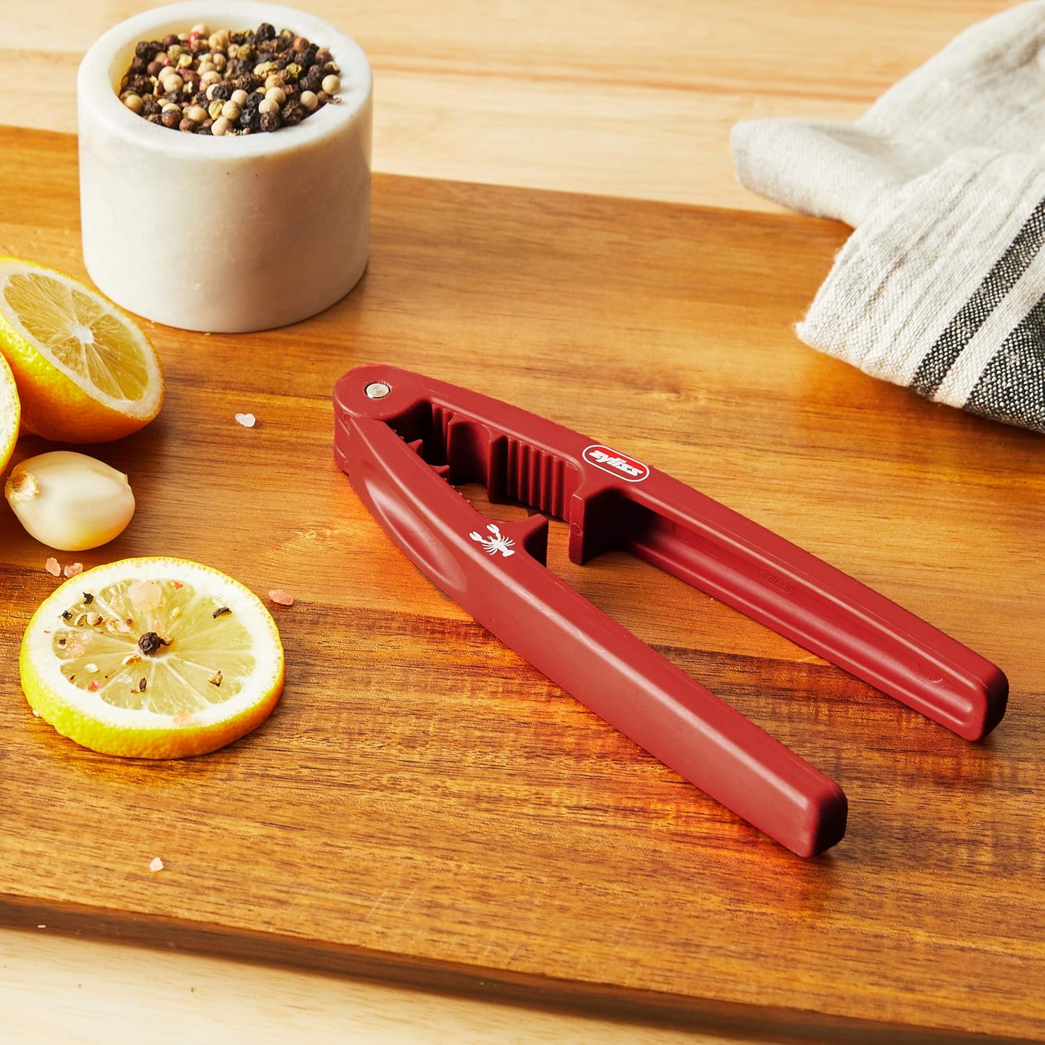 ZYLISS Seafood Cracker: Seafood Tools: Kitchen & Dining