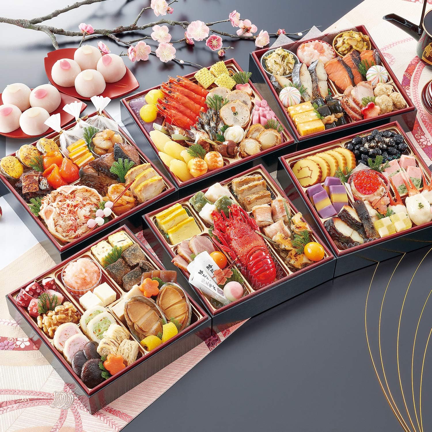 Amazon | 【冷蔵 盛付済 おせち 解凍不要】 京都祇園 料亭「岩元」監修六段重 極 桜大福付き [六段重 73品目 約7～8人前] 12/30日お届け | スカイネット | おせち 通販